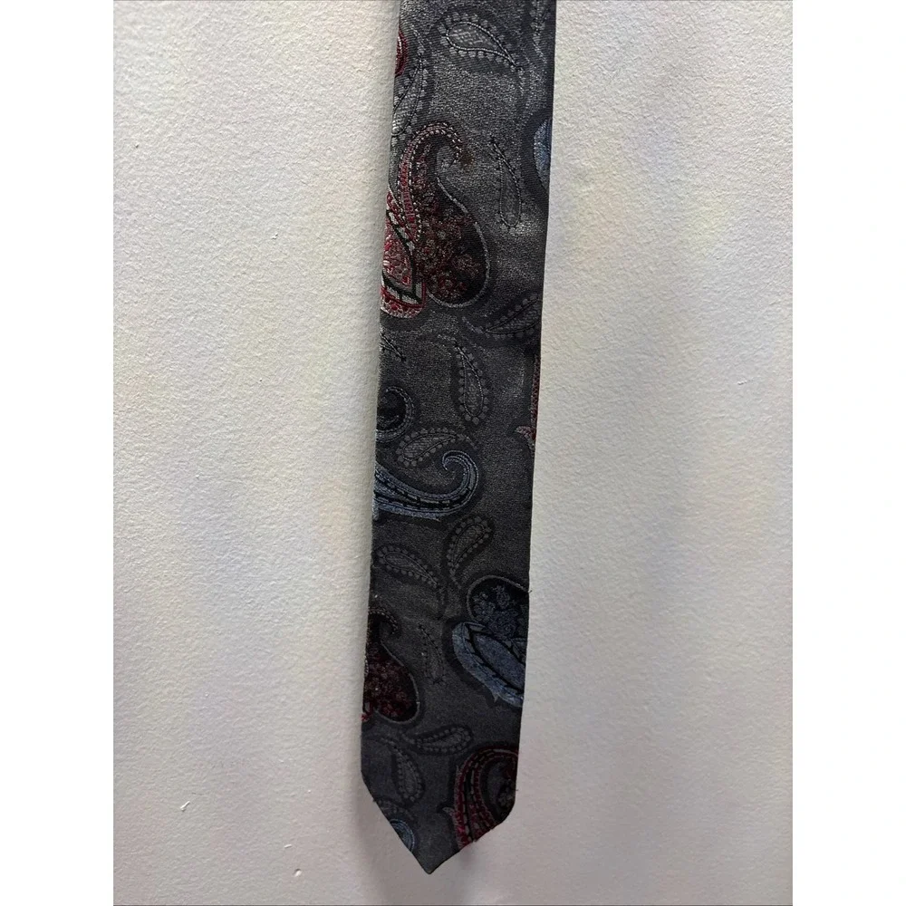 Vintage Oscar de la Renta SNeck Tie Mens Bold Red Blue Pattern 56 Inches Wide 3
